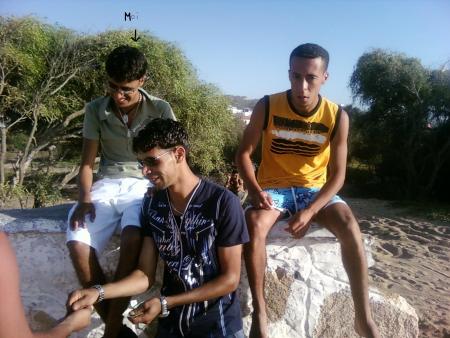 Moi et mon frère Mustafa  et son ami, Abdel-Ilah
